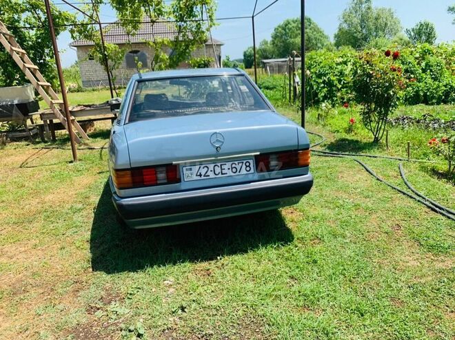 Mercedes 190 1991, 400,000 km - 1.8 l - Lənkəran