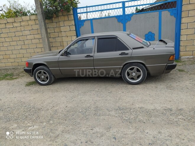 Mercedes 190 1992, 462,000 km - 2.0 l - Sabirabad