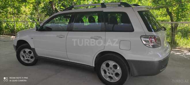 Mitsubishi Outlander 2003, 233,800 km - 2.4 л - Sabirabad