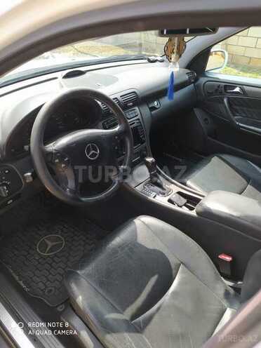 Mercedes C 240 2000, 253,000 km - 2.6 л - Saatlı