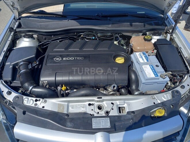 Opel Astra 2005, 200,000 km - 1.9 l - Bakı