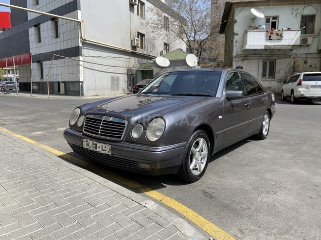 Mercedes E 240 1998, 277,000 km - 2.4 l - Bakı