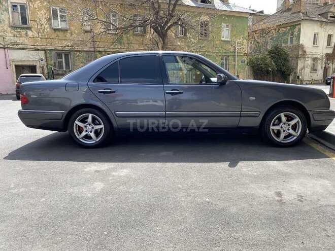 Mercedes E 240 1998, 277,000 km - 2.4 l - Bakı