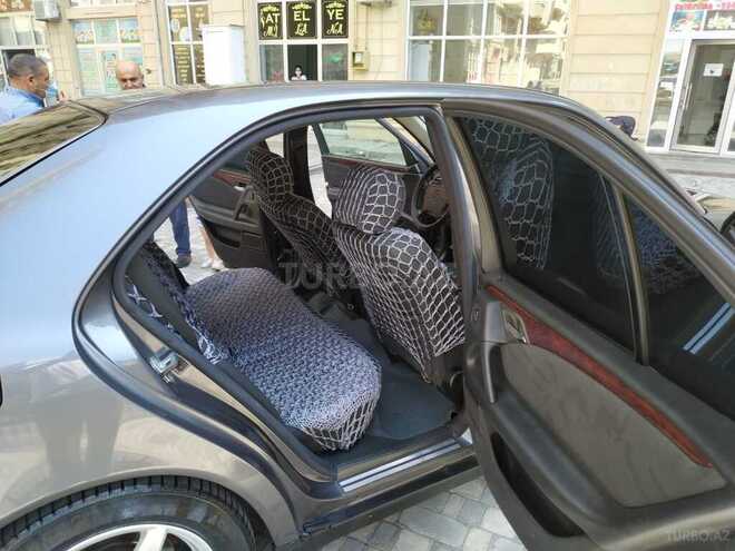 Mercedes E 240 1998, 277,000 km - 2.4 l - Bakı