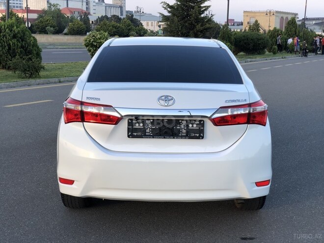Toyota Corolla 2013, 137,000 km - 1.6 л - Bakı