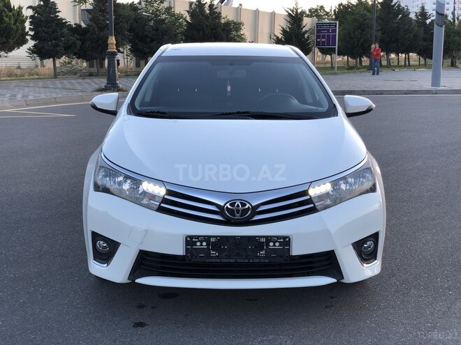 Toyota Corolla 2013, 137,000 km - 1.6 л - Bakı