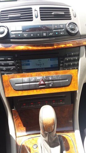 Mercedes E 240 2002, 195,000 km - 2.6 l - Bakı