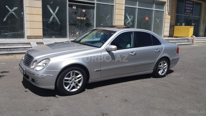 Mercedes E 240 2002, 195,000 km - 2.6 l - Bakı