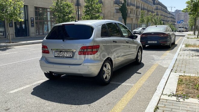 Mercedes B 170 2006, 250,000 km - 1.7 л - Bakı