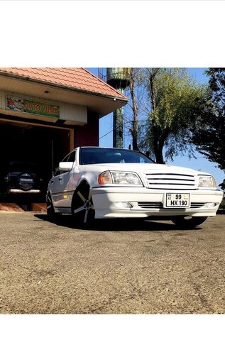 Mercedes C 230 1997, 389,461 km - 2.3 l - Bakı
