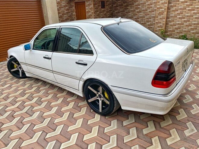 Mercedes C 230 1997, 389,461 km - 2.3 l - Bakı