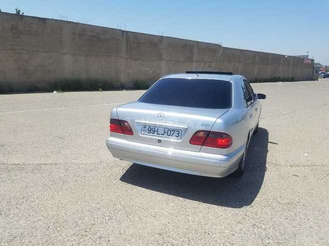 Mercedes E 320 2000, 359,000 km - 3.2 l - Bakı