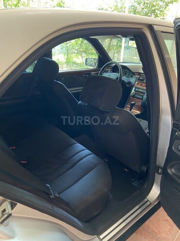 Mercedes E 220 1998, 378,864 km - 2.2 l - Bakı