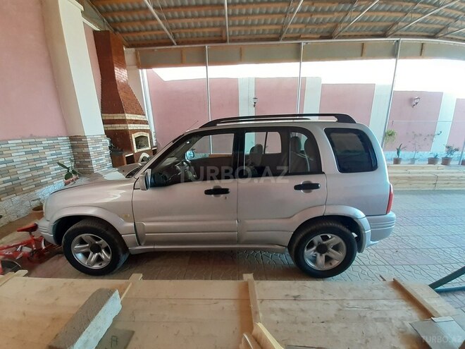 Suzuki Grand Vitara 2000, 240,000 km - 2.5 l - Bakı