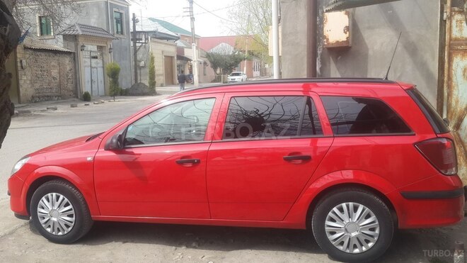 Opel Astra 2005, 250,000 km - 1.5 l - Gəncə