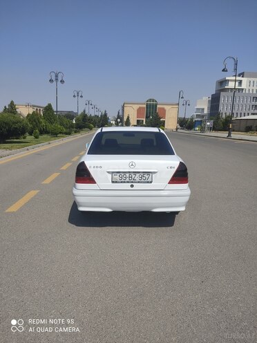 Mercedes C 220 1999, 400,000 km - 2.2 л - Bakı