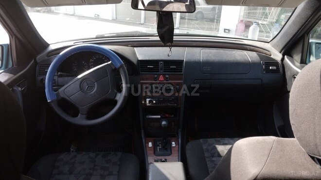 Mercedes C 220 1997, 350,000 km - 2.2 л - Şamaxı
