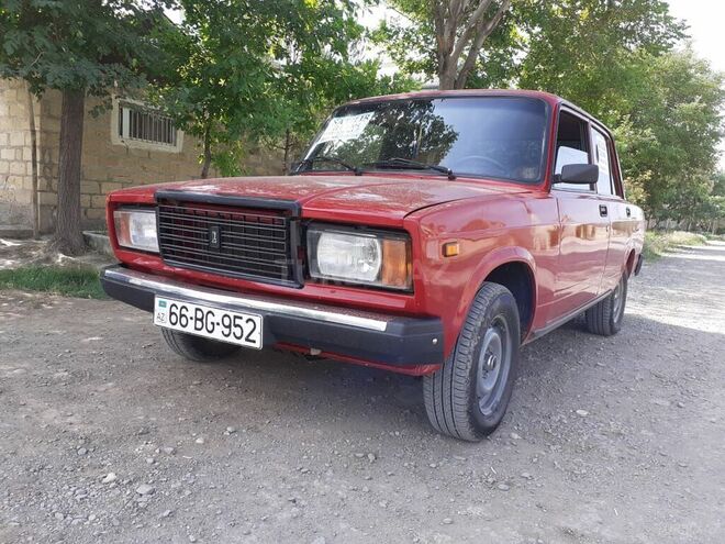 LADA (VAZ) 2107 2004, 124,700 km - 1.5 l - Yevlax