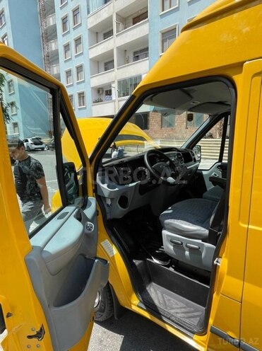Ford Transit 2011, 303,000 km - 2.4 л - Sumqayıt
