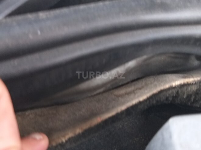 Mercedes E 230 1996, 401,000 km - 2.3 l - Mingəçevir