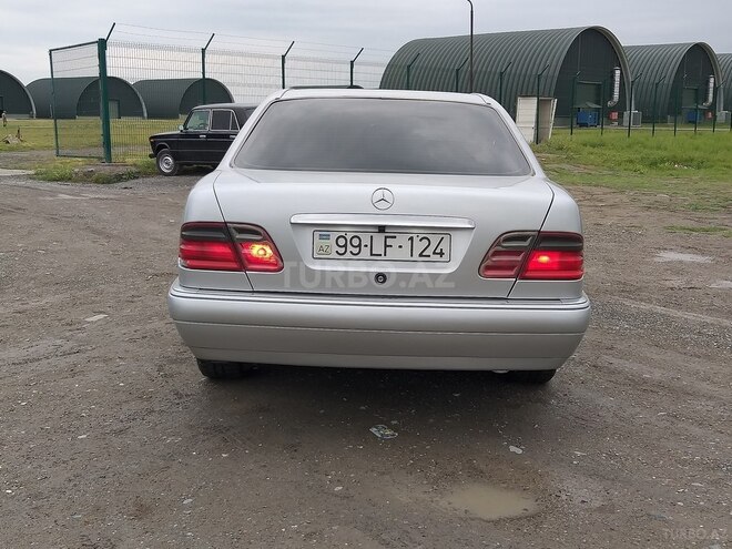 Mercedes E 230 1996, 401,000 km - 2.3 l - Mingəçevir