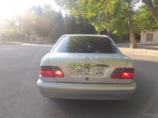 Mercedes E 230 1996, 401,000 km - 2.3 l - Mingəçevir