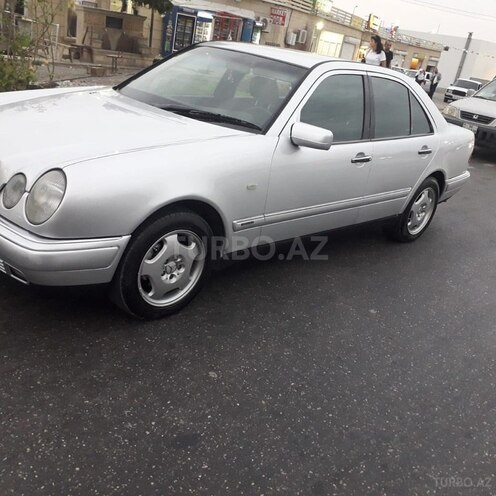 Mercedes E 220 1999, 400,000 km - 2.2 l - Xırdalan