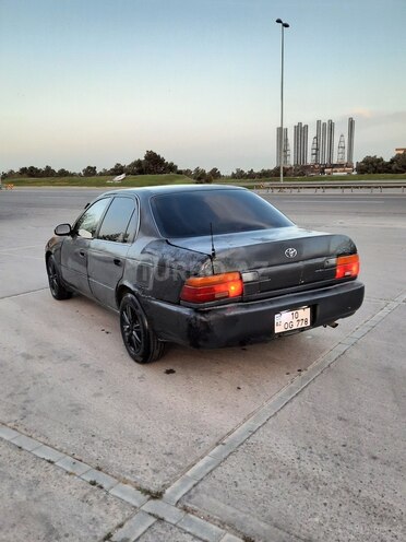 Toyota Corolla 1995, 375,964 km - 2.0 l - Bakı