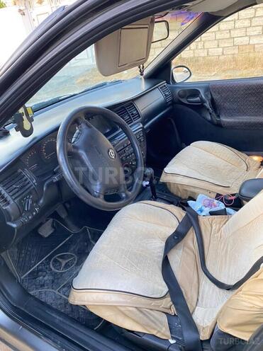 Opel Vectra 1996, 498,560 km - 2.0 l - Bakı