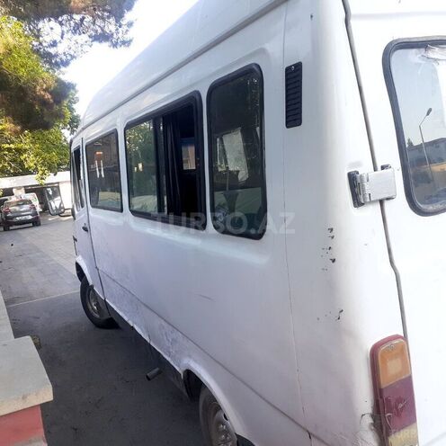 Mercedes 208 D 1993, 350,000 km - 2.5 l - Gəncə