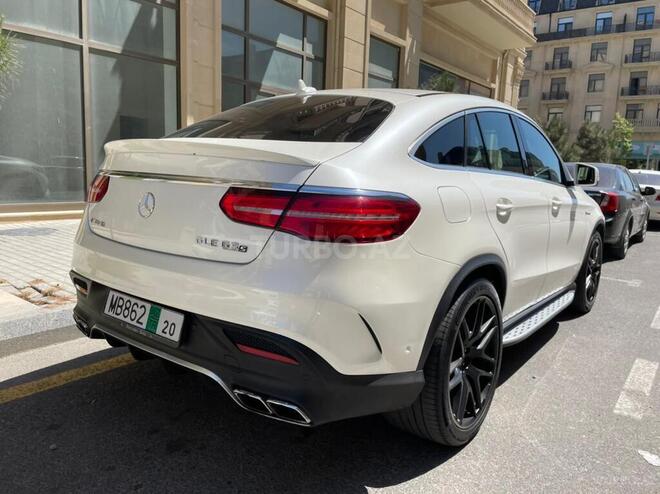 Mercedes  2015, 51,500 km - 5.5 l - Bakı