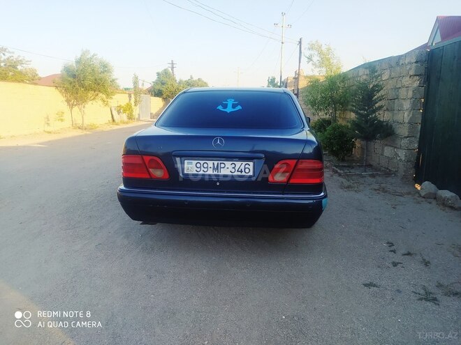 Mercedes E 240 1998, 290,999 km - 2.4 l - Bakı