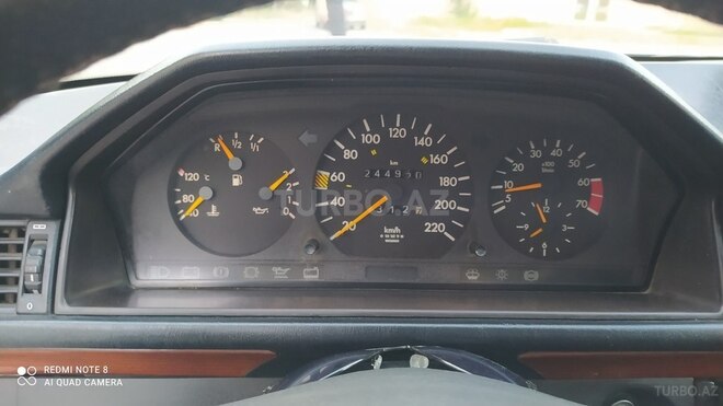 Mercedes E 200 1991, 245,000 km - 2.0 л - Bakı