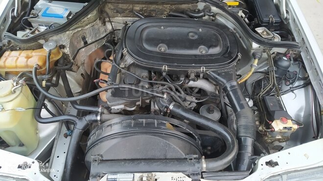 Mercedes E 200 1991, 245,000 km - 2.0 л - Bakı