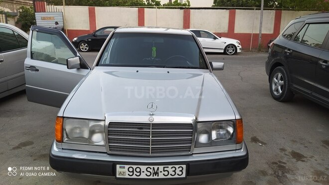 Mercedes E 200 1991, 245,000 km - 2.0 л - Bakı