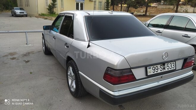 Mercedes E 200 1991, 245,000 km - 2.0 л - Bakı