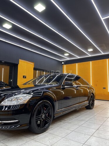 Mercedes S 500 2010, 207,000 km - 4.7 л - Bakı