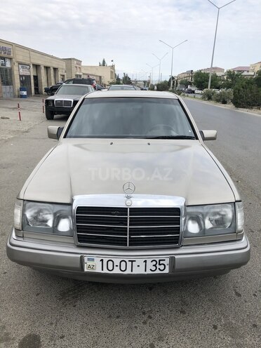 Mercedes E 250 1991, 250,000 km - 2.5 л - Sumqayıt