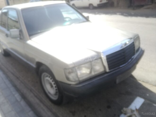 Mercedes 190 1991, 133,500 km - 2.0 л - Bakı