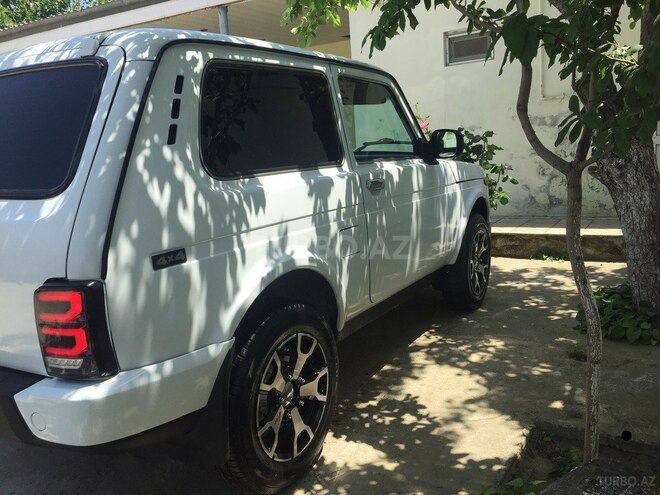 LADA (VAZ) Niva 2011, 224,000 km - 1.7 l - Bakı
