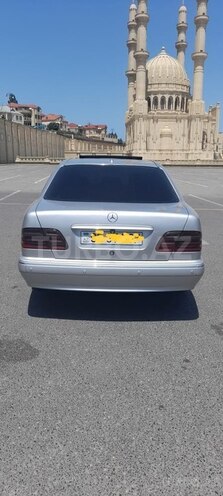 Mercedes E 240 2000, 229,000 km - 2.4 l - Bakı