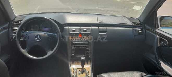 Mercedes E 240 2000, 229,000 km - 2.4 l - Bakı