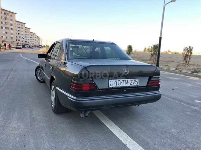 Mercedes E 300 1992, 790,000 km - 3.0 л - Sumqayıt