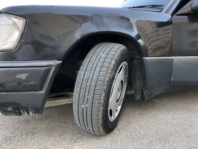 Mercedes E 300 1992, 790,000 km - 3.0 л - Sumqayıt