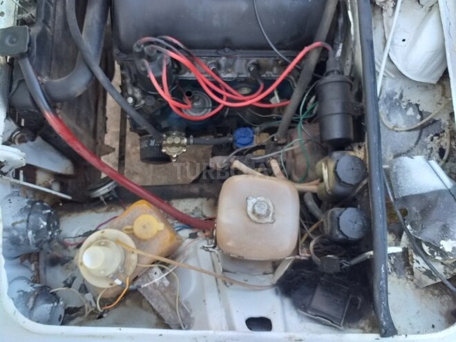 LADA (VAZ) 2106 1988, 400,000 km - 1.6 л - Salyan