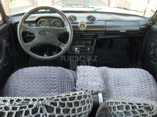LADA (VAZ) 2106 1988, 400,000 km - 1.6 л - Salyan