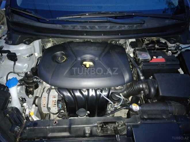 Hyundai Elantra 2014, 173,809 km - 1.8 l - Salyan