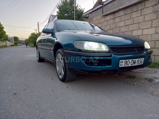 Opel Omega 1995, 365,000 km - 2.0 л - Qusar