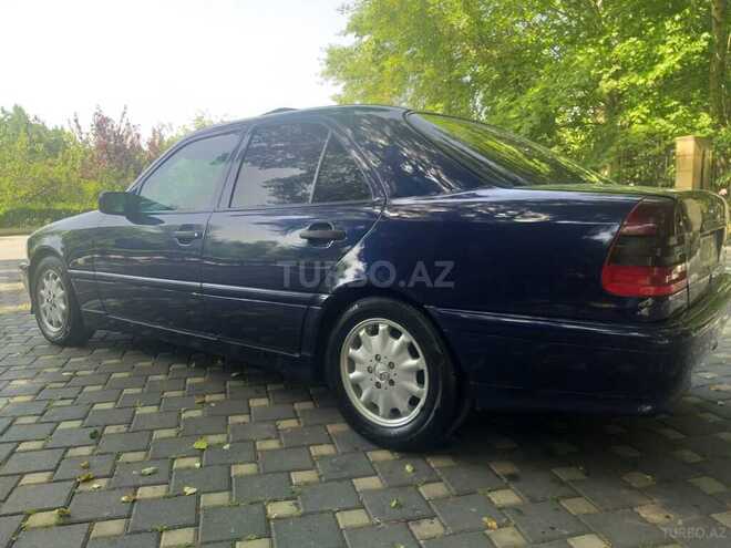 Mercedes C 180 1998, 298,050 km - 1.8 l - Yevlax