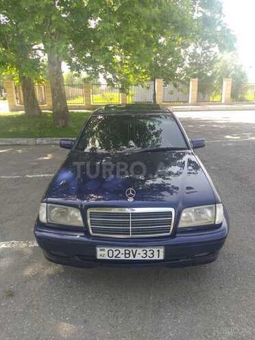 Mercedes C 180 1998, 298,050 km - 1.8 l - Yevlax